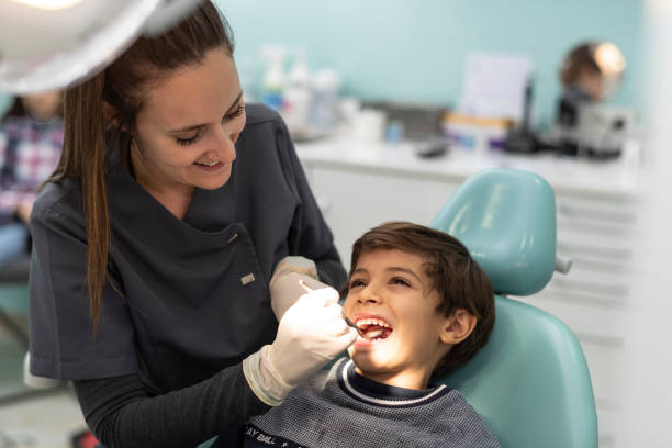 Best Emergency Wisdom Tooth Extraction in Cutler, CA